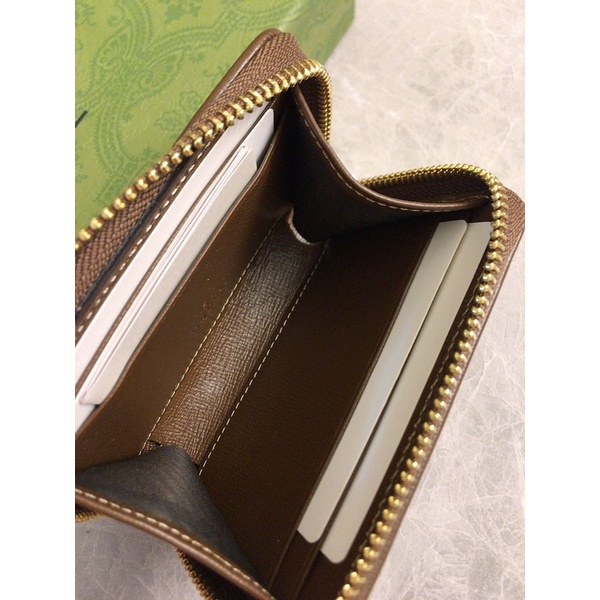 Ví ngắn dạng khoá kéo thương hiệu Gucci GC Marmont da thật cao cấp