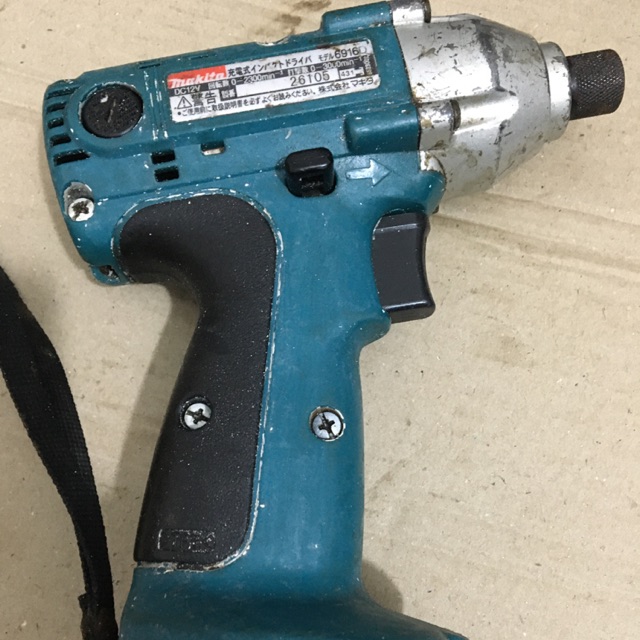 Máy bắn vít pin Makita 6916D nội địa nhật
