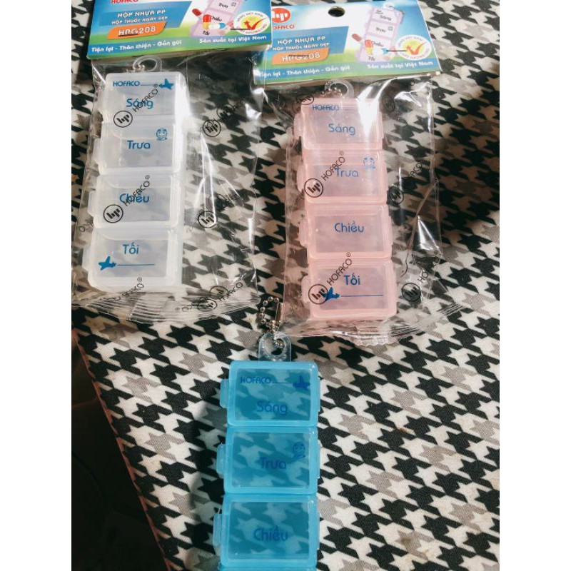 1 Hộp chia thuốc 4 ngăn trong ngày cho bé , gia đình - Sáng Trưa Chiều Tối