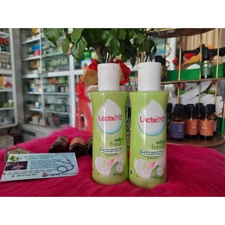Dung dịch vệ sinh Lactacyd