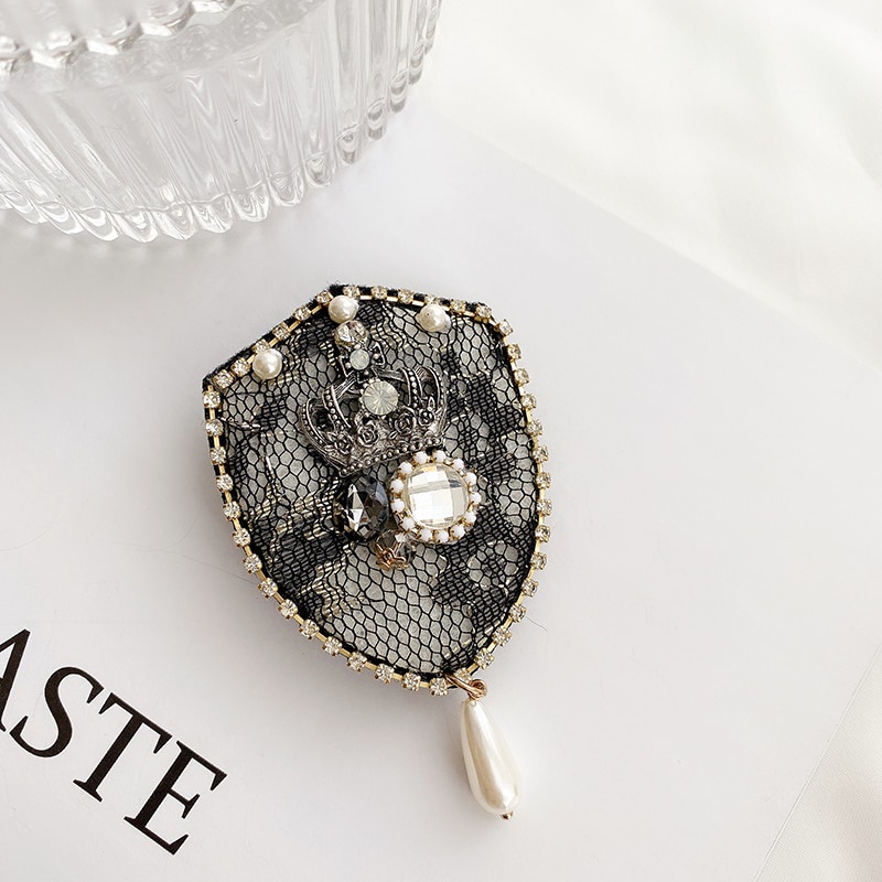 Trâm Cài Áo Hình Hoa Trà Đính Ngọc Trai Sang Trọng