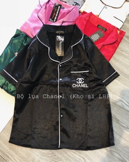 Bộ pizama lụa áo cộc quần dài