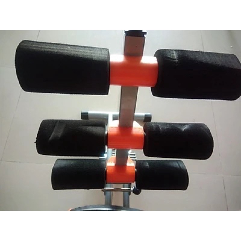 Máy tập thể dục đa năng tại nhà.
