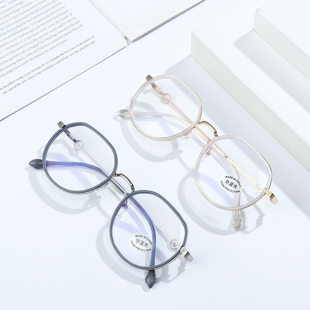 Kính Chống Tia UV Tròng Xanh Dương Siêu Nhẹ