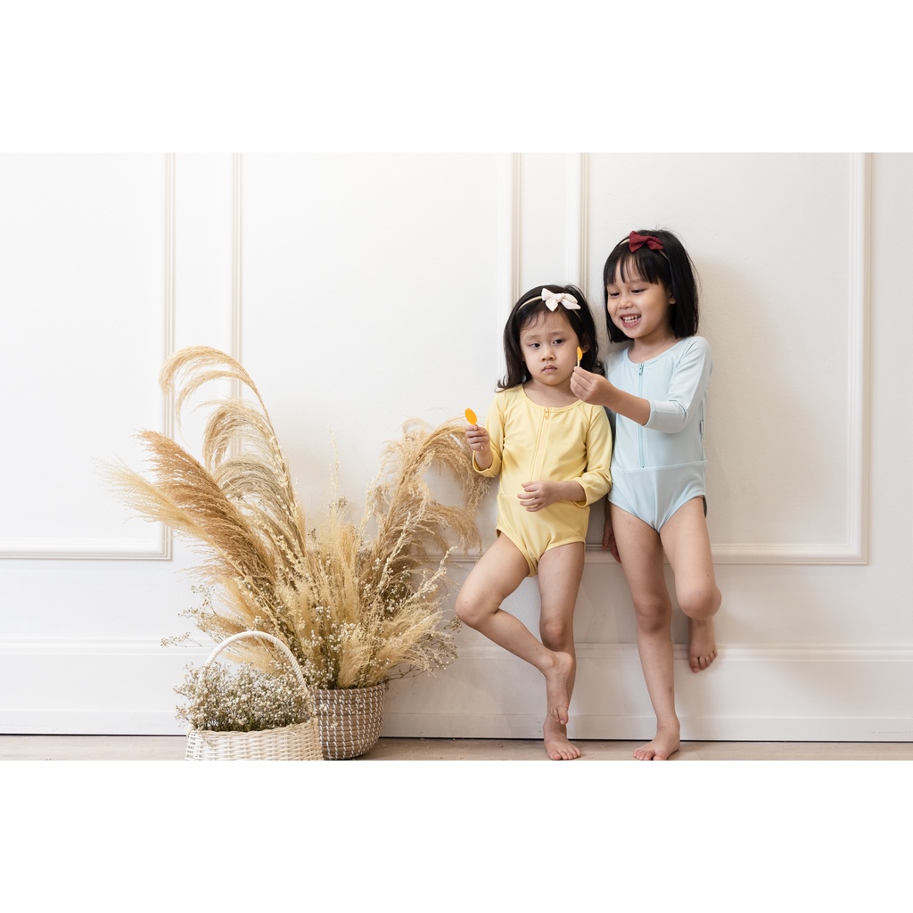 Moana Swimsuit 22 Macro & Micro