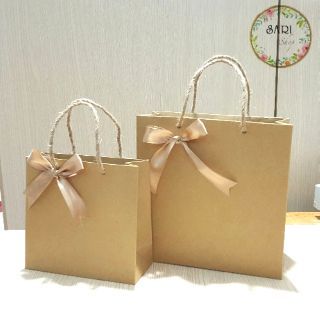 10 túi giấy kraft dày size vuông đính nơ