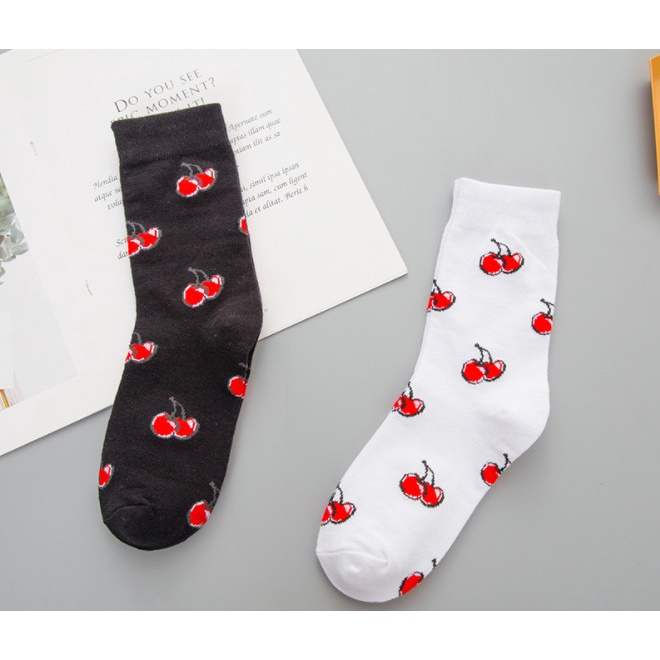 Vớ cao cổ hình trái Cherry Nam Nữ phong cách trẻ trung, năng động.