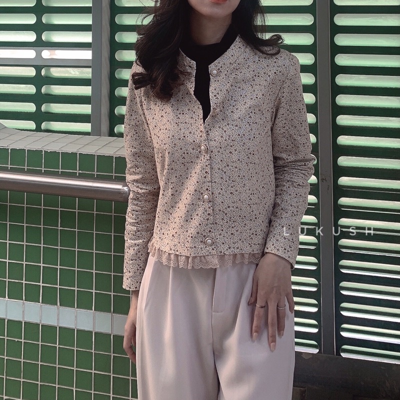Áo sơ mi hoa nhí cổ tàu phối ren tiểu thư điểm cúc sang trọng