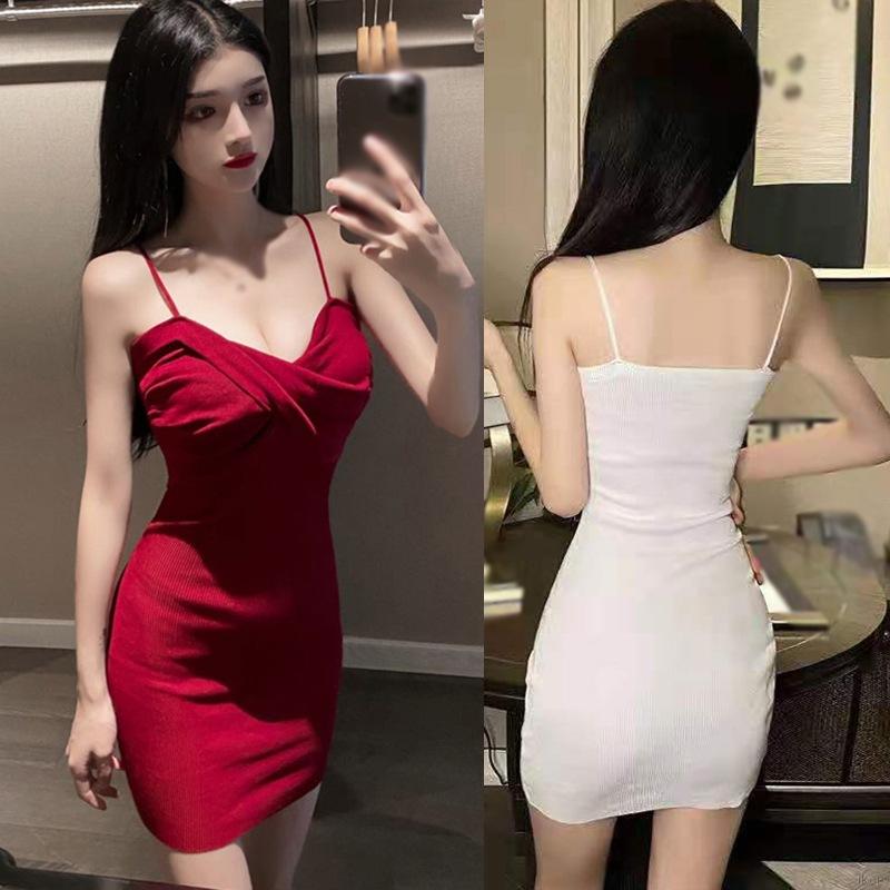 Đầm hai dây dáng ôm màu trơn gợi cảm dành cho nữ