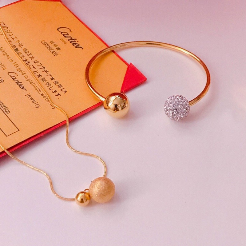 Bộ Trang Sức Nữ Vòng Tay Và Dây Chuyền Titan Không Rỉ Kiểu Trái Châu TT 4097