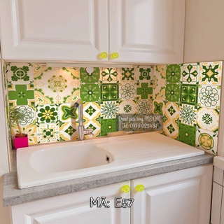 Decal gạch dán bếp, set 1 mét dài hoa văn nổi bật, dán tường