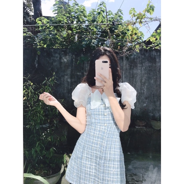 Đầm dạ xanh phối tay voan
