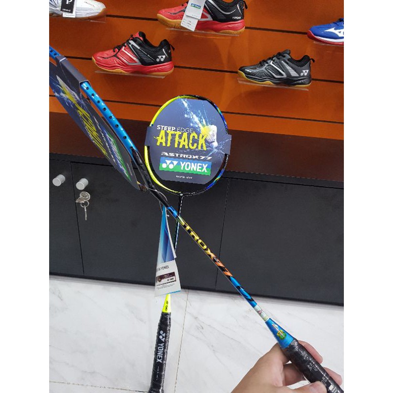 Vợt cầu lông Yonex ASTROX 77