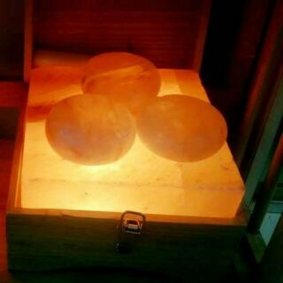 HỘP ĐÁ MUỐI  PHẲNG XÔNG CHÂN