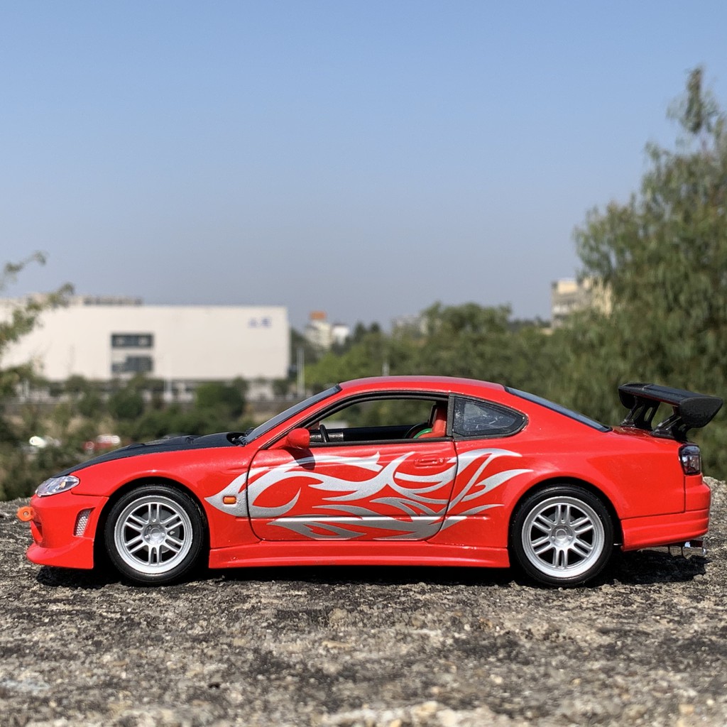 Mô Hình Xe Hơi Nissan Silvia S15 Bằng Hợp Kim Tỉ Lệ 1: 24