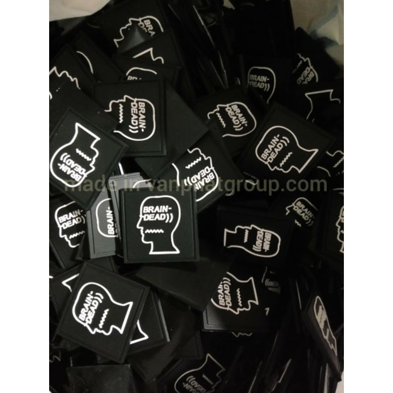 Logo nhựa, nhãn mác cao su pvc, label pvc, tag nhựa  in theo yêu cầu