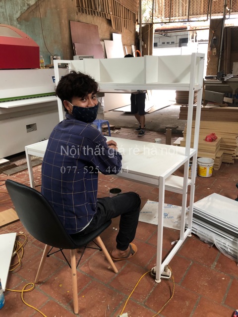 Bàn làm việc kèm giá sách 120 x 60
