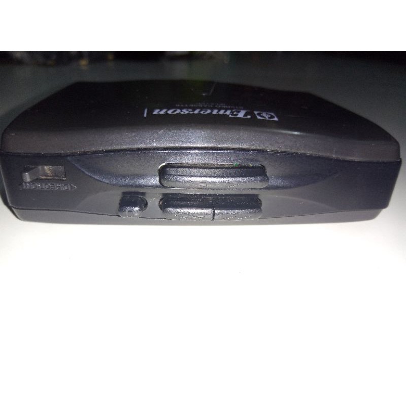 Cassette Walkman Emerson AC2104CS còn đẹp 😍