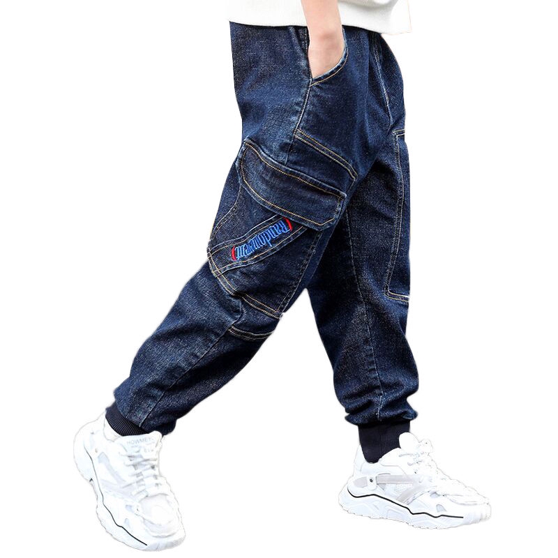 Quần jeans cho bé trai thời trang năng động