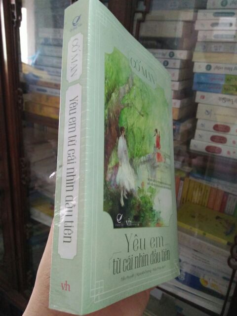 Sách Yêu em từ cái nhìn đầu tiên tái bản 2016