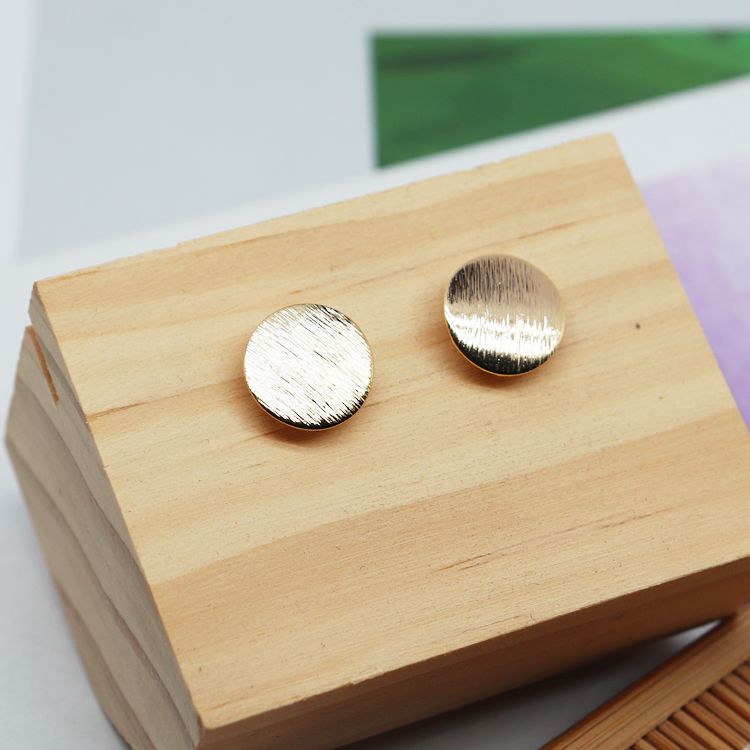 Một Cặp Khuyên Tai Tròn Mạ Vàng 18k Thời Trang Cá Tính