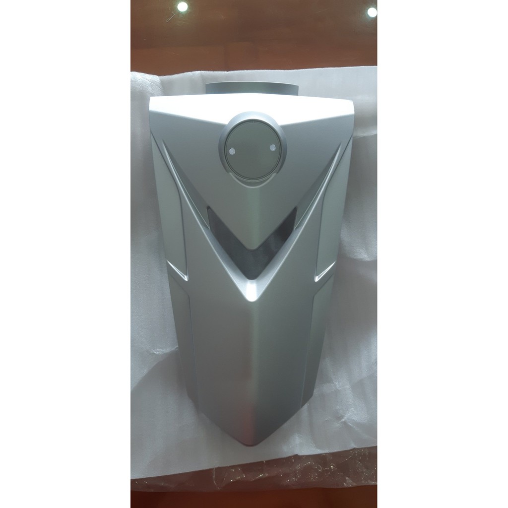 Mặt nạ Sirius bạc mờ Yamaha