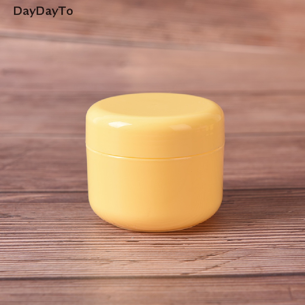 1 Hũ Rỗng Chiết Mỹ Phẩm Tiện Lợi Khi Đi Du Lịch