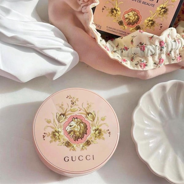 Phấn Nước Gucci Beauty Cushion De Beaute Foundation