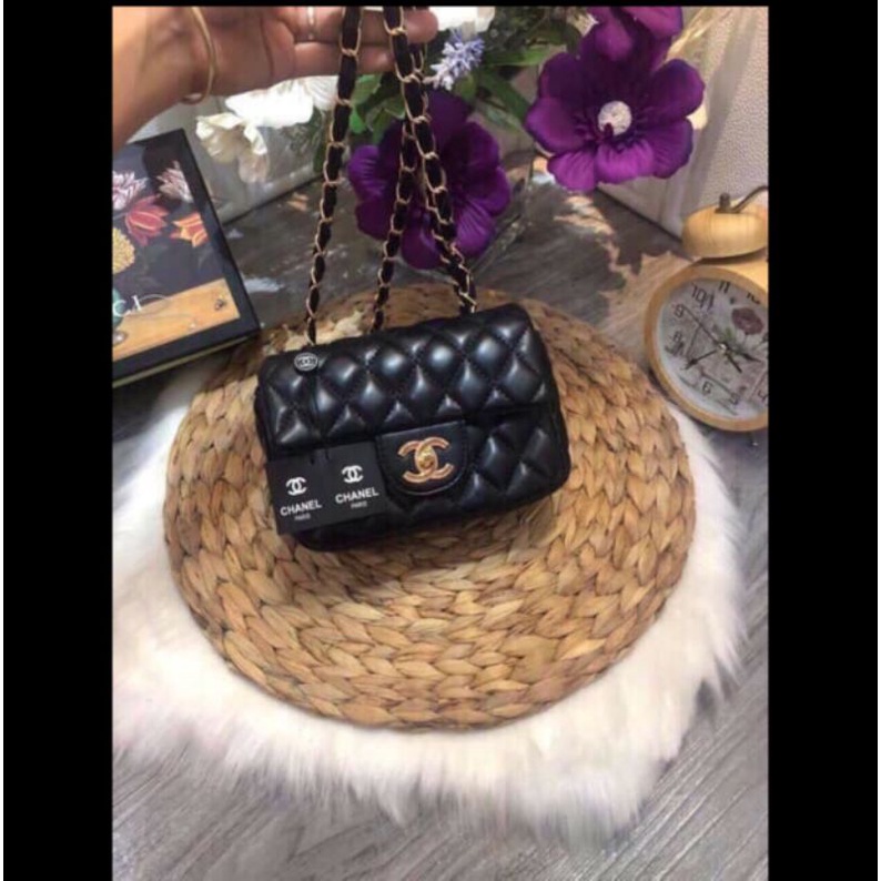 ✅FREESHIP✅Túi xách nữ sẵn hàng.Size Dài 18cm * Cao 12cm.Túi 1 ngăn to và 1 ngăn khoá nhỏ