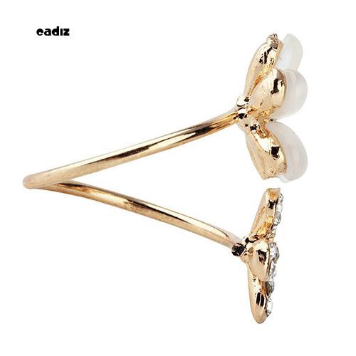 Nhẫn hở đính đá hình hoa cúc sang trọng