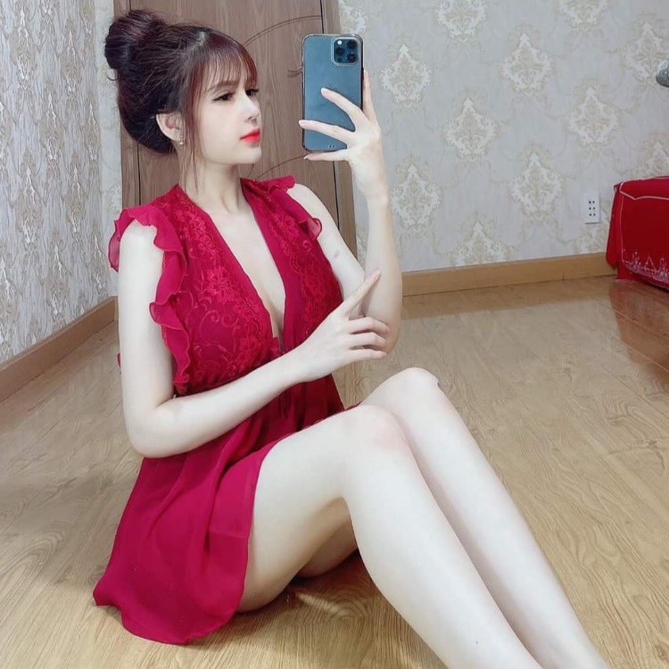 Đồ ngủ sexy / Váy ngủ hở ngực, chất liệu voan chiffon cao cấp, có mút ngực kèm quần đùi gợi cảm, freesize dưới 65kg