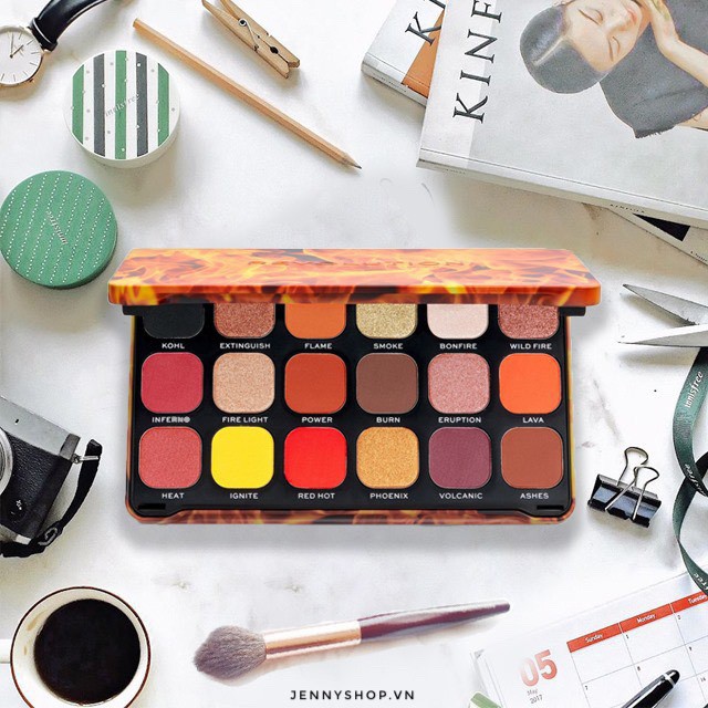 Bảng Phấn Mắt 18 Ô Revolution Forever Flawless Fire Shadow Palette