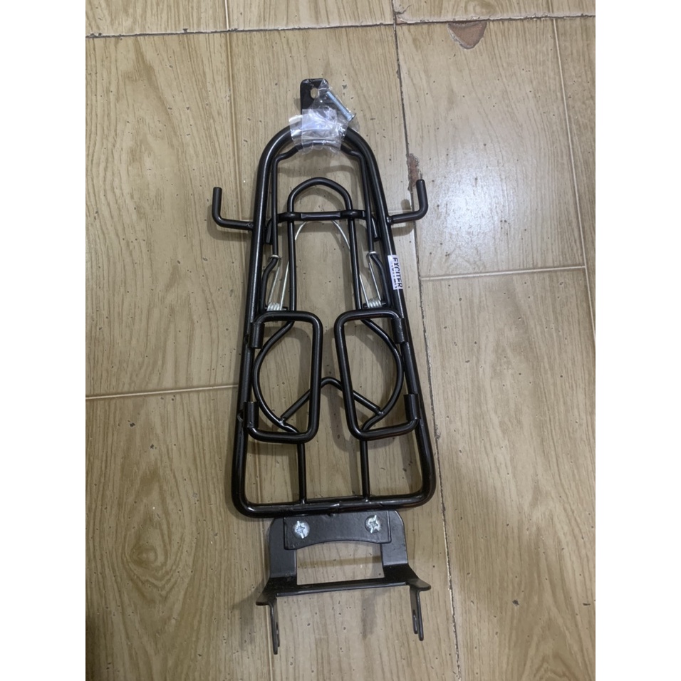 Ba ga giữa xe exciter 155 màu đen
