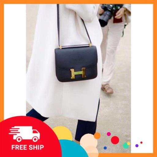 - Túi xách Hermes Constance 24 Epsom màu đen và trắng