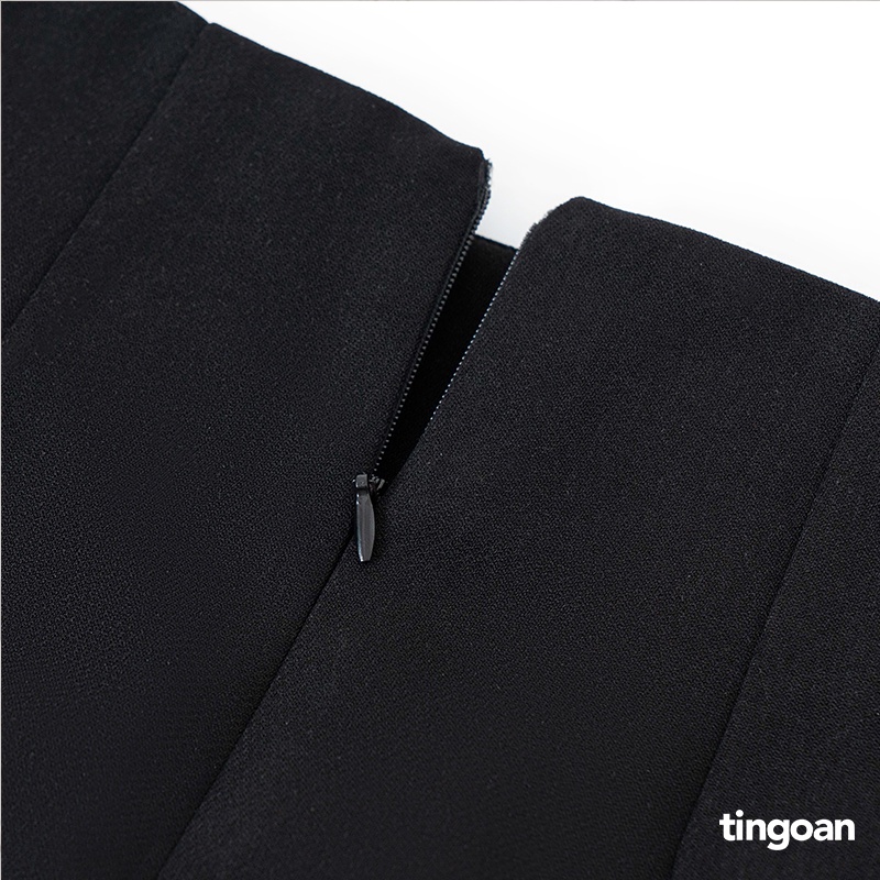 TINGOAN® - Quần shorts ngắn hack hông chiết ly eo đen RUN2U SHORTS/BL