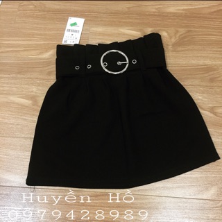 Chân váy Zara xuất dư xịn nhaaa chị em 😻😻😻 hàng chuẩn đẹp từ tag mác lunn nhaa 😌😌😌 ce nào mặc cũng đều oke đủ sz