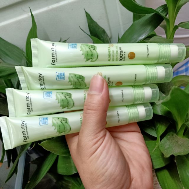 Gel lăn thâm quầng mắt Alovevera Farm stay | BigBuy360 - bigbuy360.vn