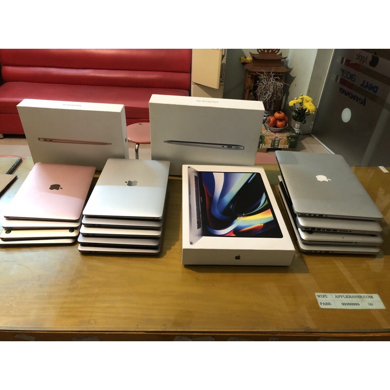 Bán macbook pro 13" 2017 MPXU2 MPXT2  Chip cpu I5-2.3GHz  Ram 8GB Apple ssd 256Gb Pin sạc 152 lần