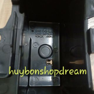 Hộp đựng bình acquy xe dream