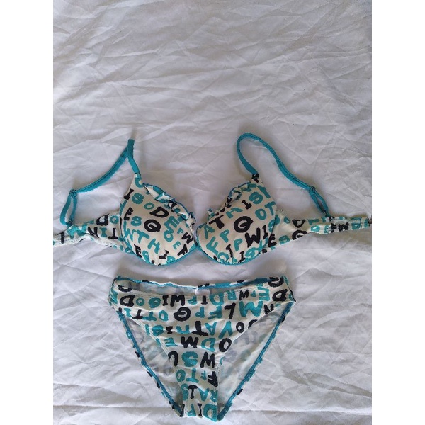 Pass bộ bikini 2hand