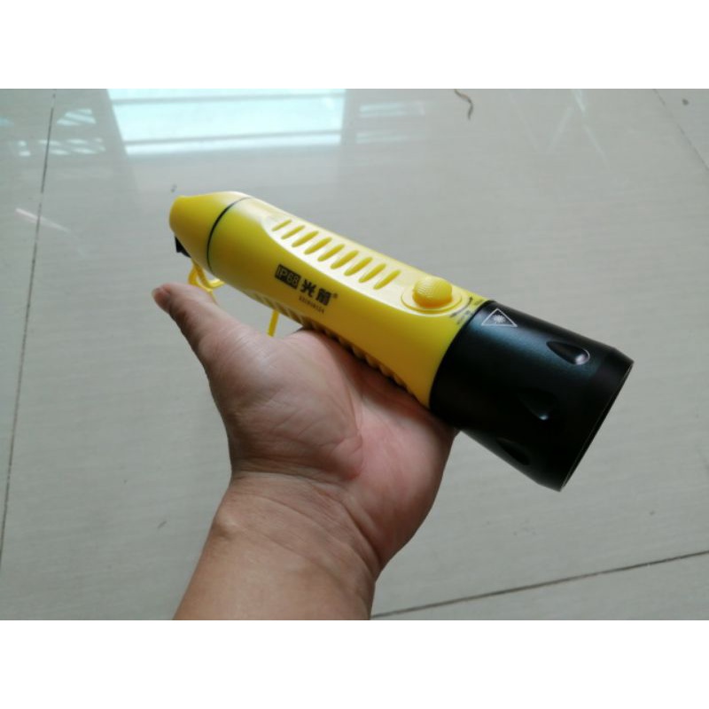 Đèn lặn biển Fitech F8 pin suốt 12h chính hãng