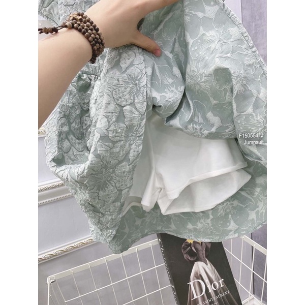 Jumpsuit gấm xốp giả váy dáng xoè 2s hở lưng 0522