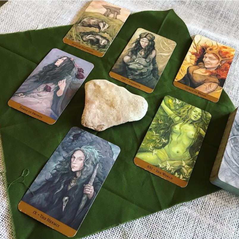Bài Tarot of the Hidden Realm