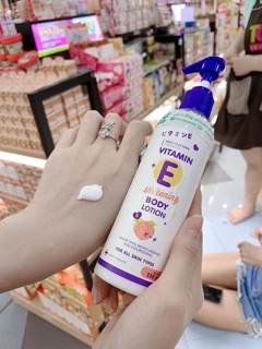 Body lotion trắng da Vitamin E