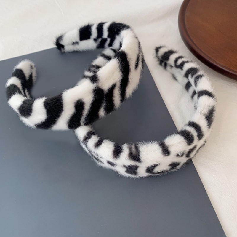 Băng Đô Cài Tóc Bản Rộng In Họa Tiết Da Báo / Ngựa Vằn Bằng Lông Nhung Dễ Thương Xinh