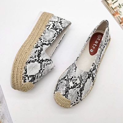 [SẴN 37,38] giày slipon họa tiết rắn đế cói cao 4cm xuất khẩu mẫu mới 2020 | BigBuy360 - bigbuy360.vn