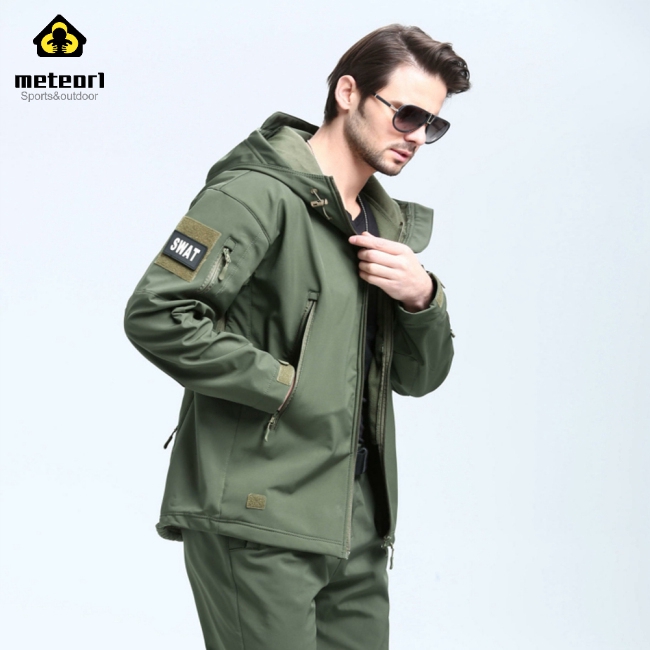 Men Outdoor 3 in 1 Waterproof Fleece Jacket