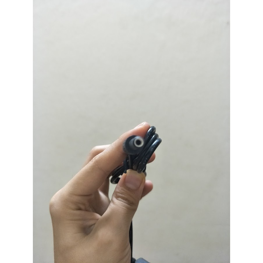 Combo Pin và Sạc cắm Voto 12v dùng cho máy khoan pin