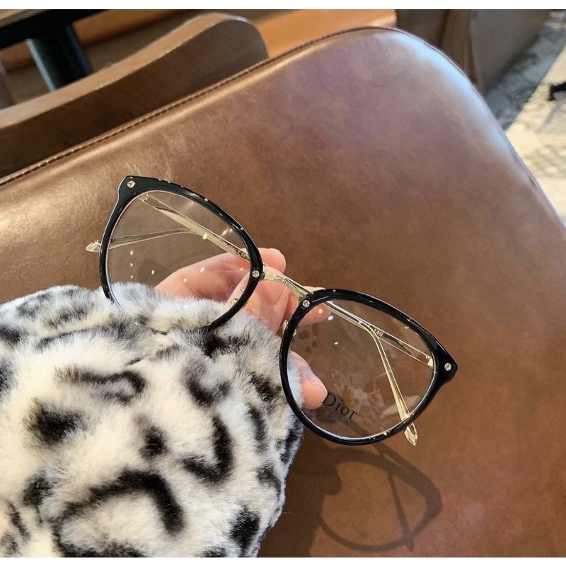 𝕂í𝕟𝕙 𝕕𝕚𝕠𝕣 SALE ( nhớ điền tên instagram vào phần ghi chú giúp mình ) | BigBuy360 - bigbuy360.vn