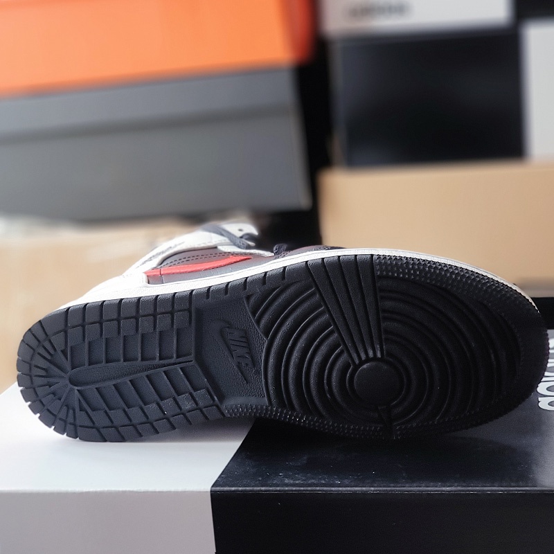 Giày Air Jordan 1 Mid Chile Red, nhiều size, real 2hand